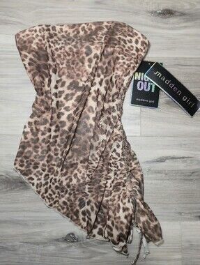Madden Girl Leopard Print Strapless Top